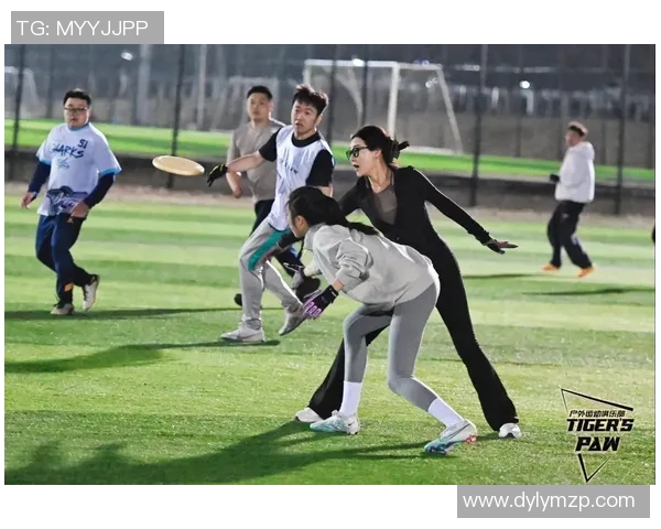 飞盘新手必看:提升场上意识的实用技巧与训练方法分享 飞盘新手必看:提升场上意识的实用技巧与训练方法分享